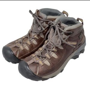 COPY - Keen women's brown leather hiking boots, 8.5